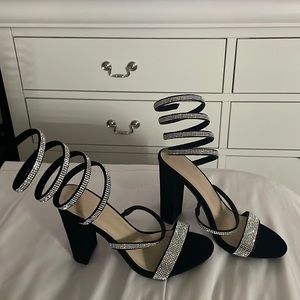 Brand wild diva , heel size 5.5